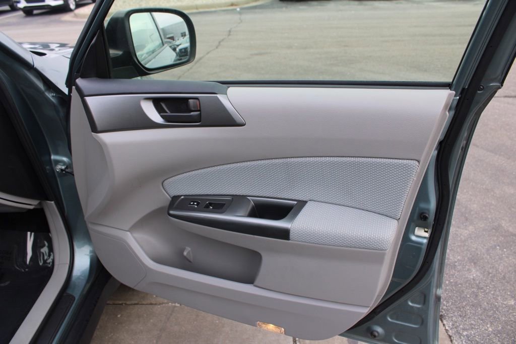Used 2012 Subaru Forester 2.5X w/ Alloy Wheel Pkg image 21