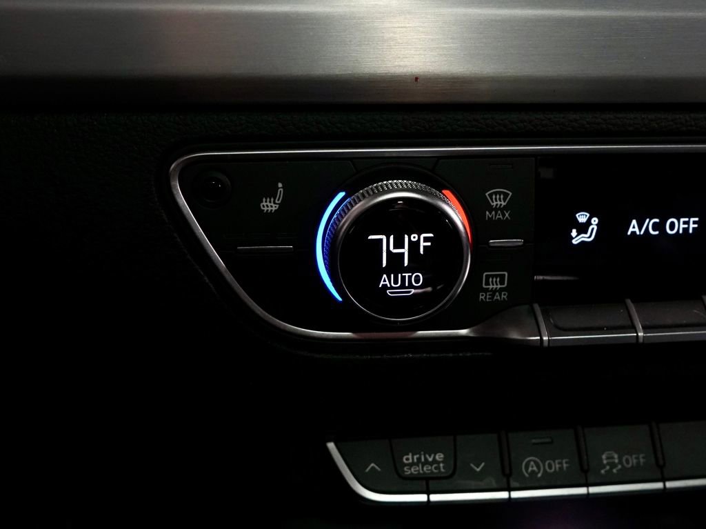 Used 2021 Audi SQ5 Premium w/ Convenience Package image 24