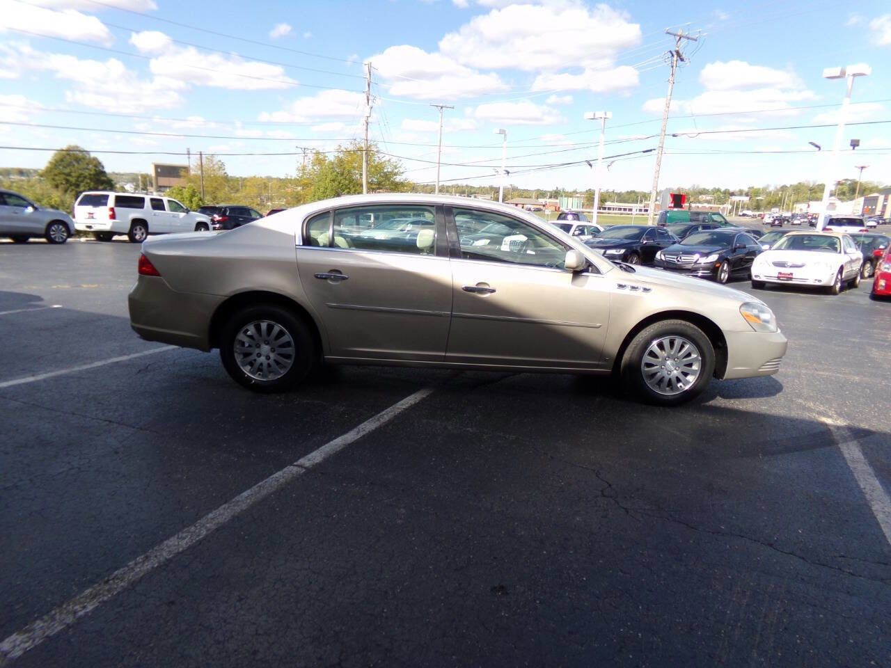 Used 2008 Buick Lucerne CX image 5