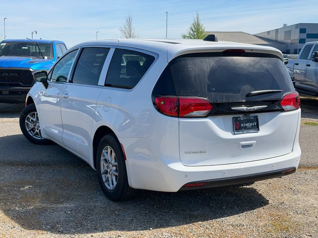 New 2026 Chrysler Voyager LX FWD image 9