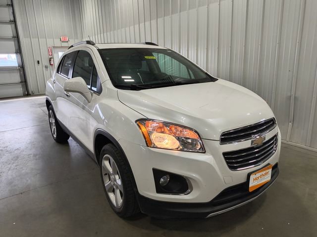 Used 2015 Chevrolet Trax LTZ AWD/4WD image 2