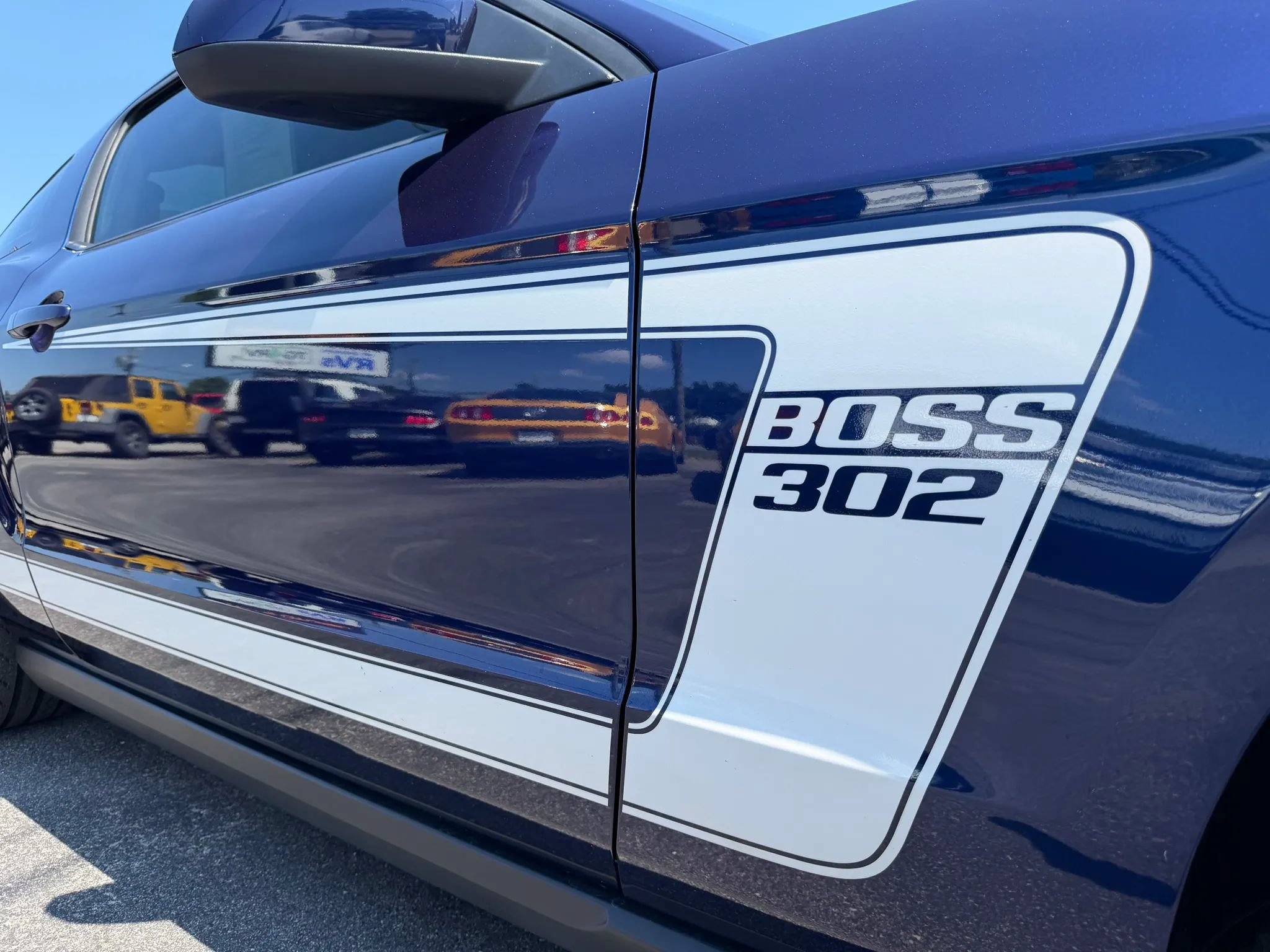 Used 2012 Ford Mustang Boss 302 w/ Boss 302 Accessory Pkg RWD image 10