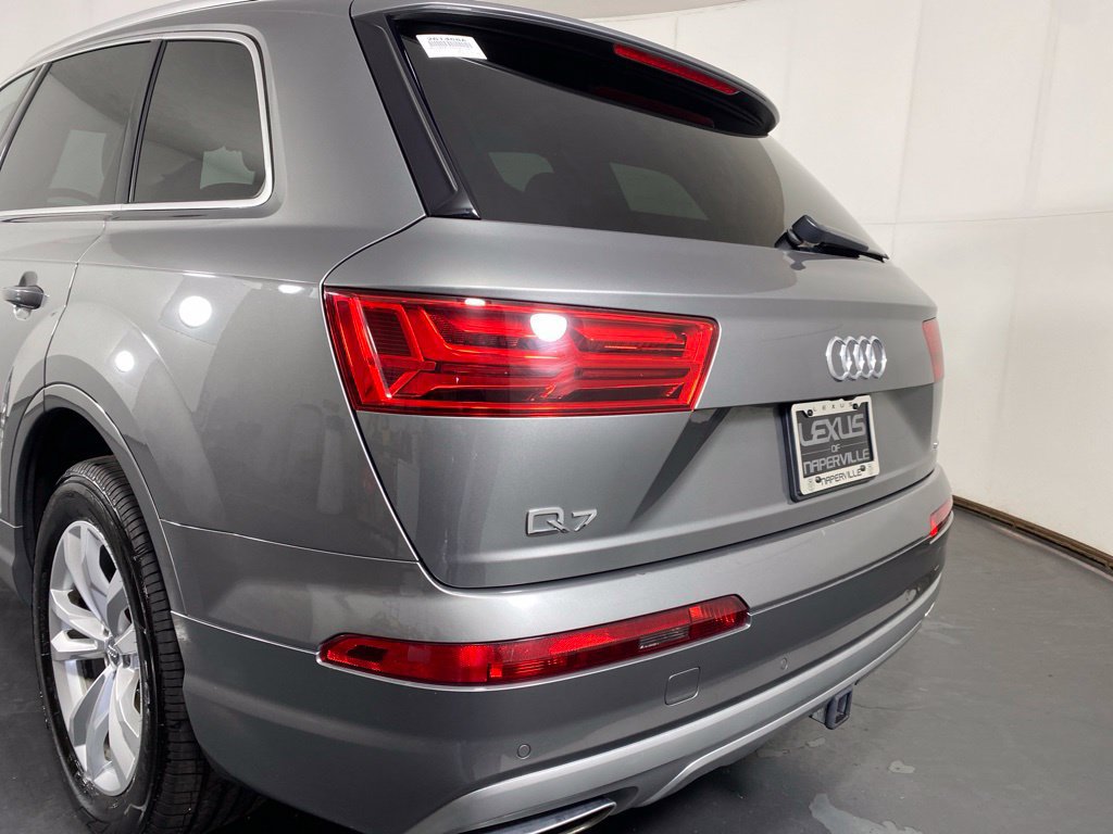 Used 2017 Audi Q7 2.0T Premium Plus w/ Premium Plus Package AWD/4WD image 9