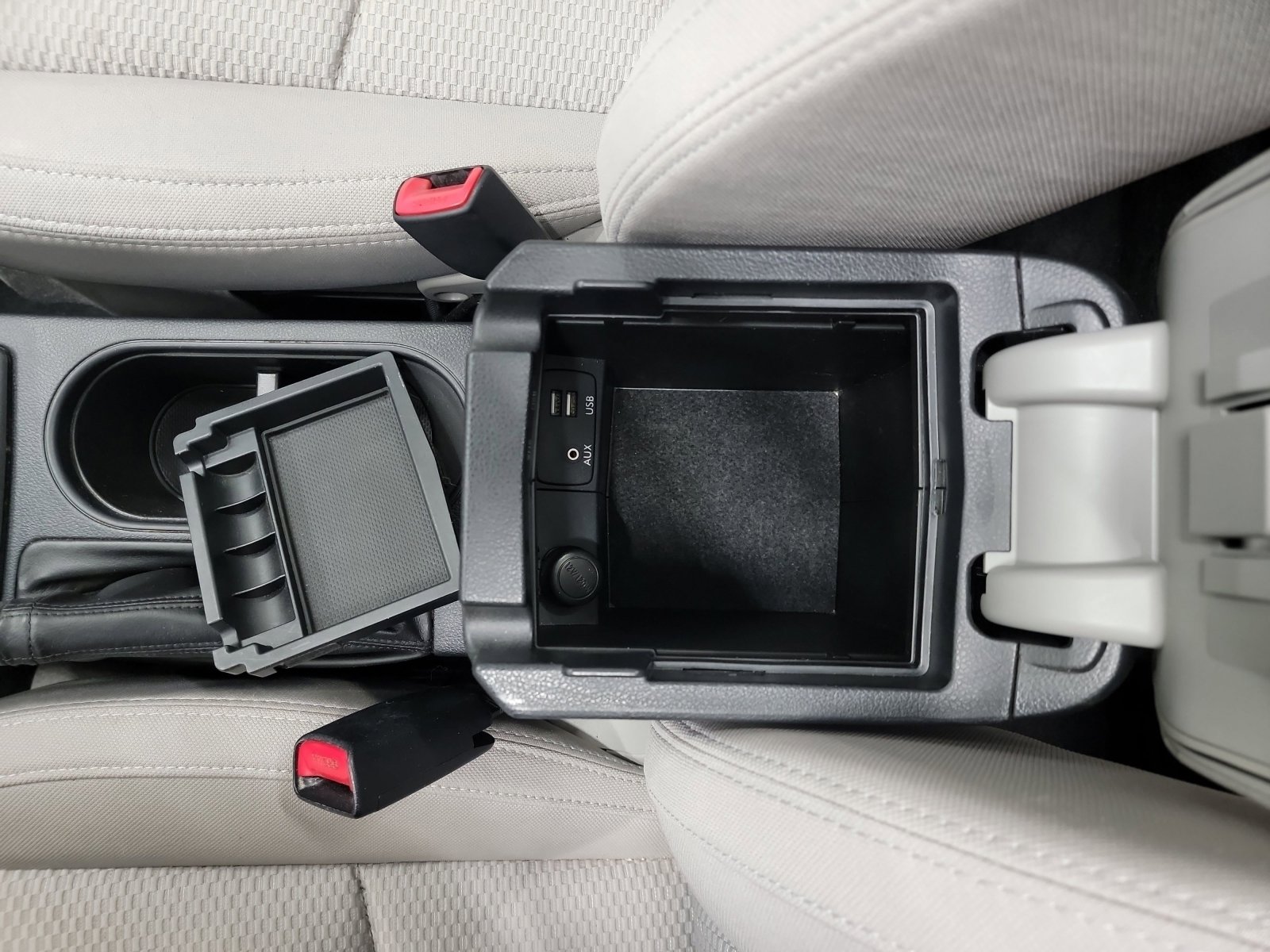 Used 2016 Subaru Forester 2.5i Premium image 29