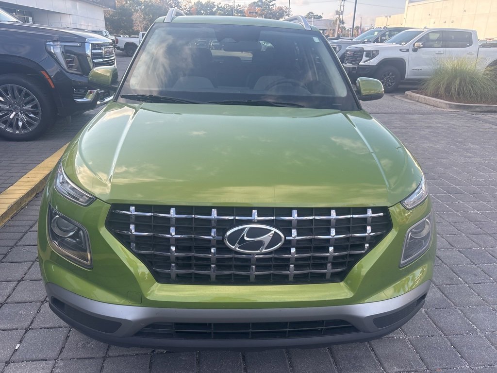 Used 2023 Hyundai Venue SEL image 9