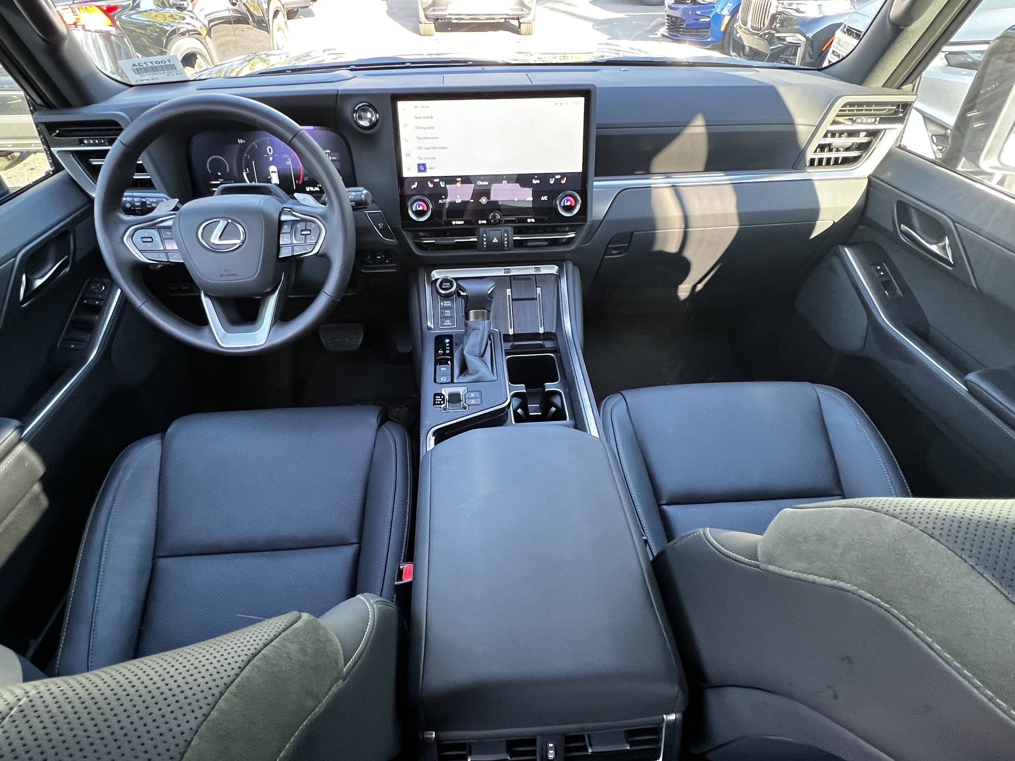 Certified 2026 Lexus GX 550 AWD/4WD image 37