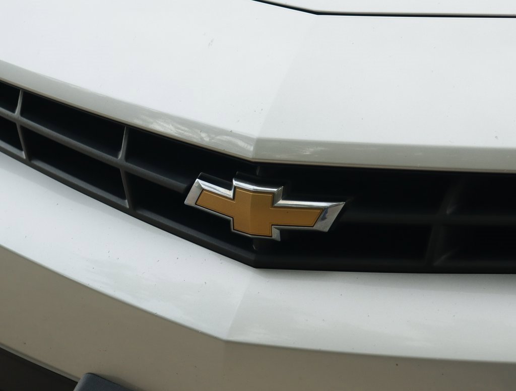 Used 2014 Chevrolet Camaro LT image 27