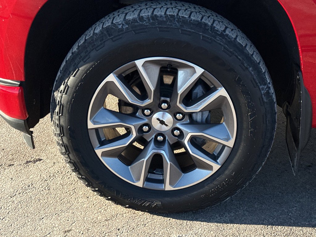 Used 2020 Chevrolet Silverado 1500 RST image 11