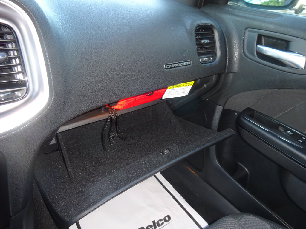 Used 2021 Dodge Charger SXT w/ Blacktop Package RWD image 27