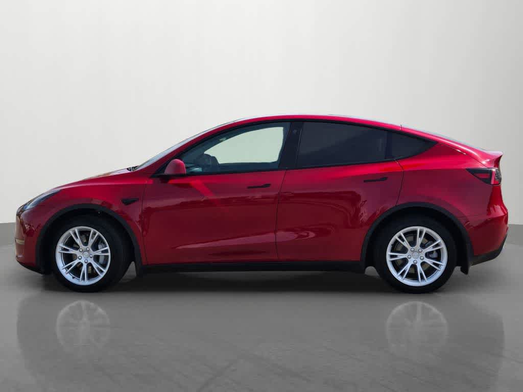 Used 2021 Tesla Model Y Long Range AWD/4WD image 3