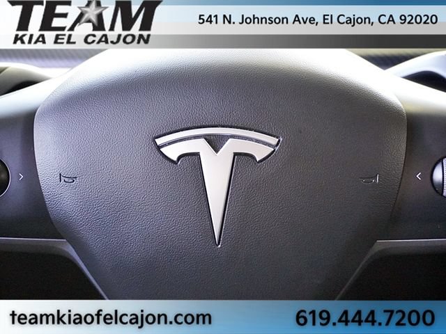 Used 2022 Tesla Model Y Long Range AWD/4WD image 39