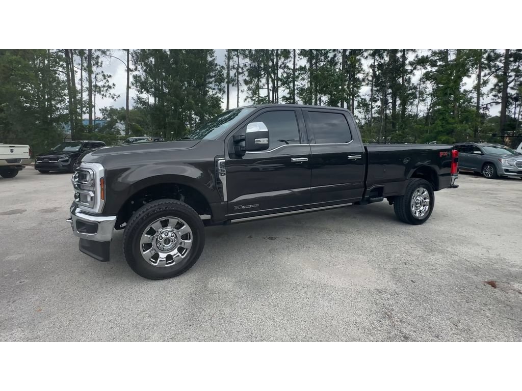 Used 2024 Ford F250 Lariat w/ Lariat Ultimate Package AWD/4WD image 2