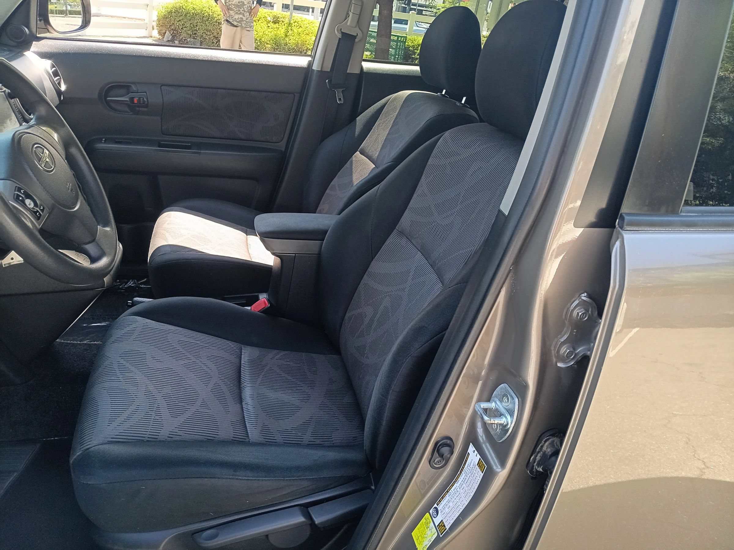 Used 2013 Scion xB FWD image 11