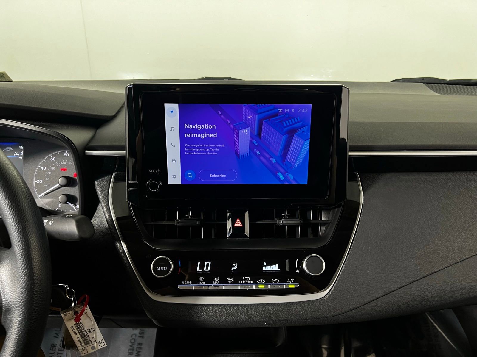 Certified 2025 Toyota Corolla LE image 17