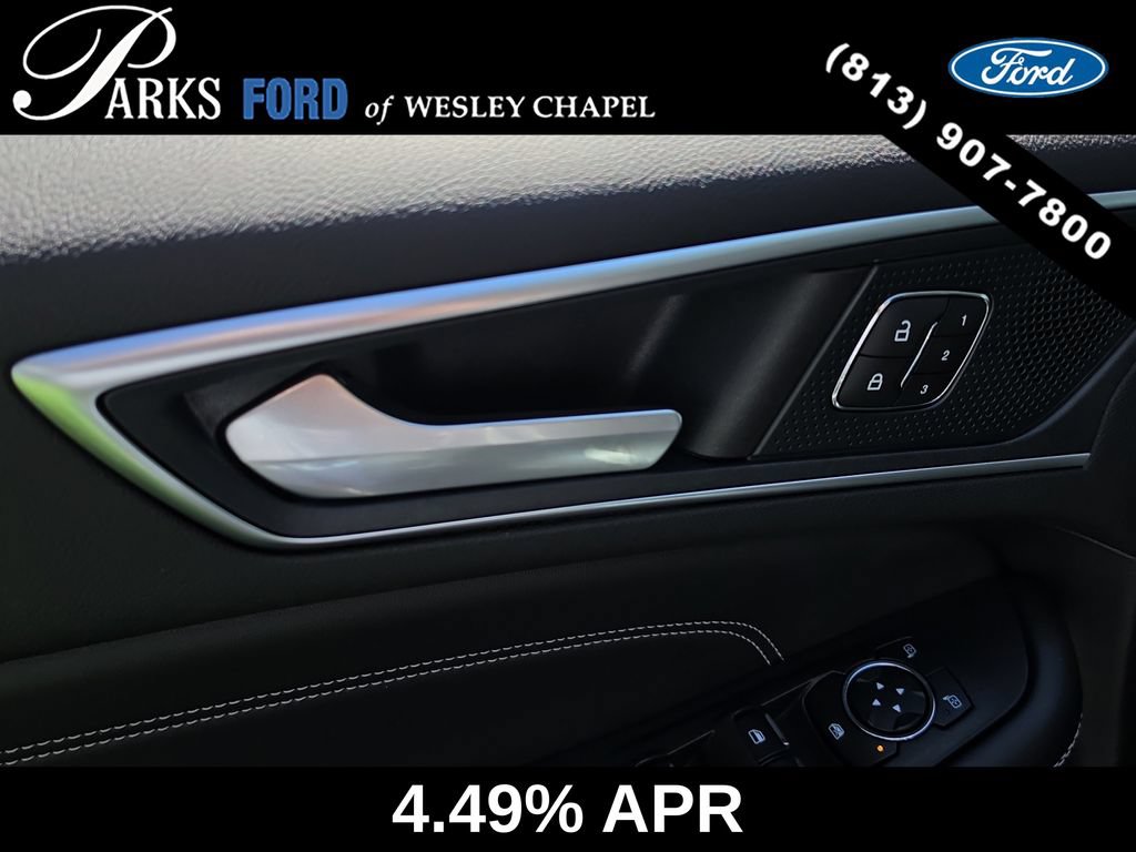 Certified 2024 Ford Edge Titanium AWD/4WD image 17