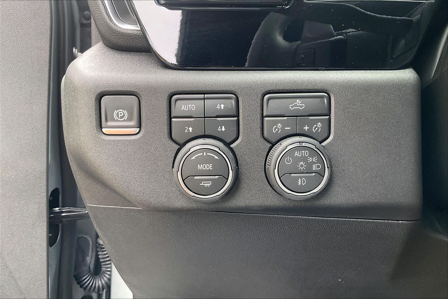 Used 2026 Chevrolet Silverado 1500 RST AWD/4WD image 58