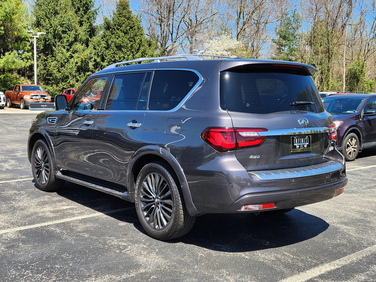 Certified 2024 INFINITI QX80 Sensory w/ All-Season Package AWD/4WD image 3