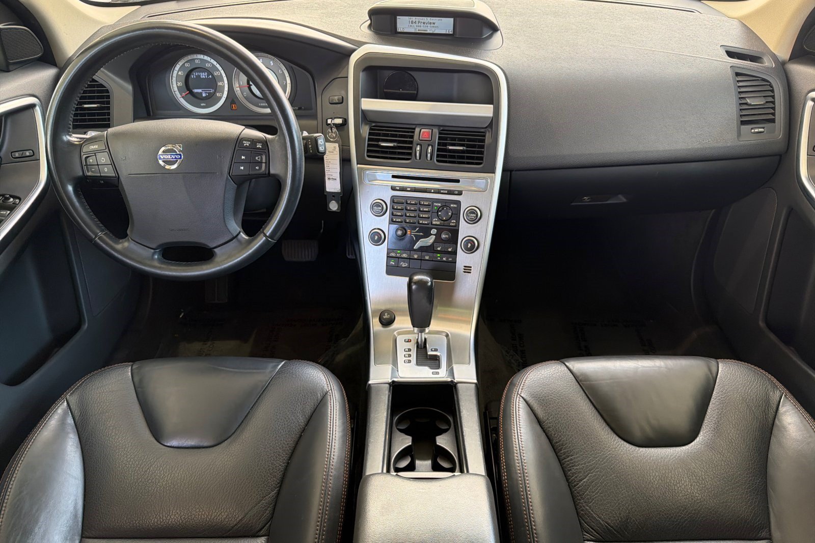 Used 2010 Volvo XC60 T6 AWD/4WD image 17