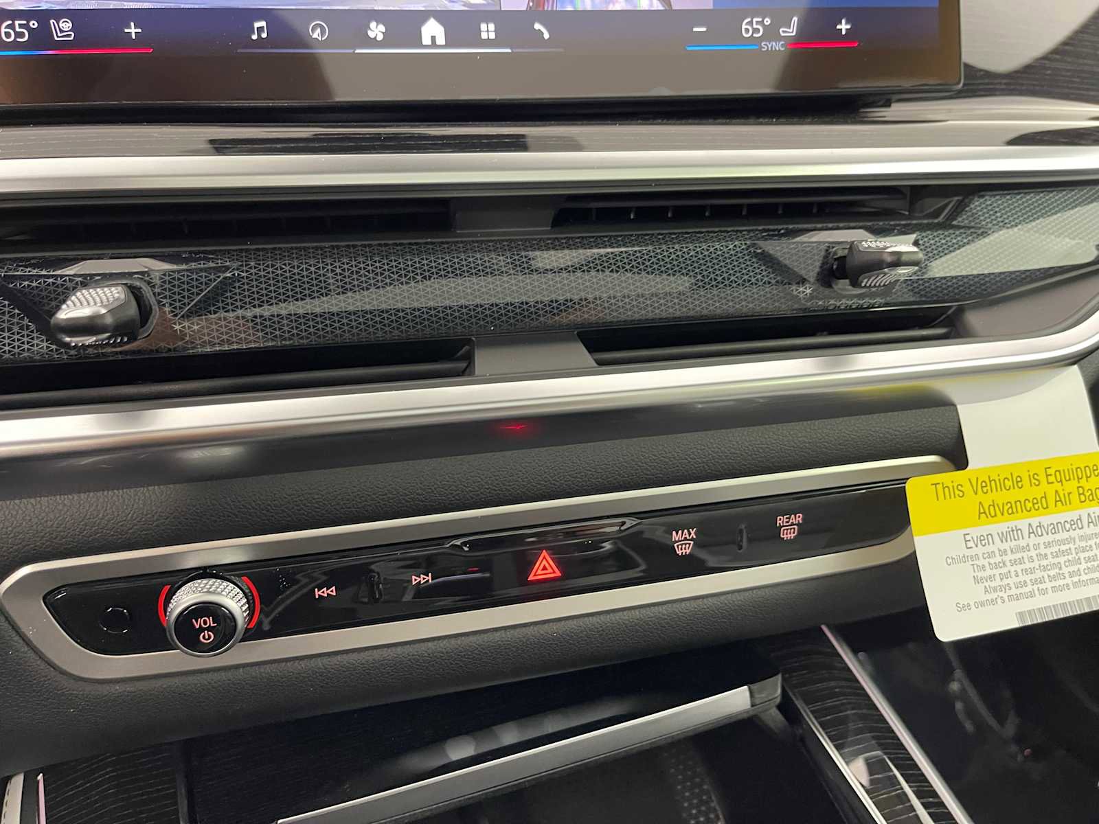 New 2026 BMW X5 xDrive40i w/ M Sport Package image 25