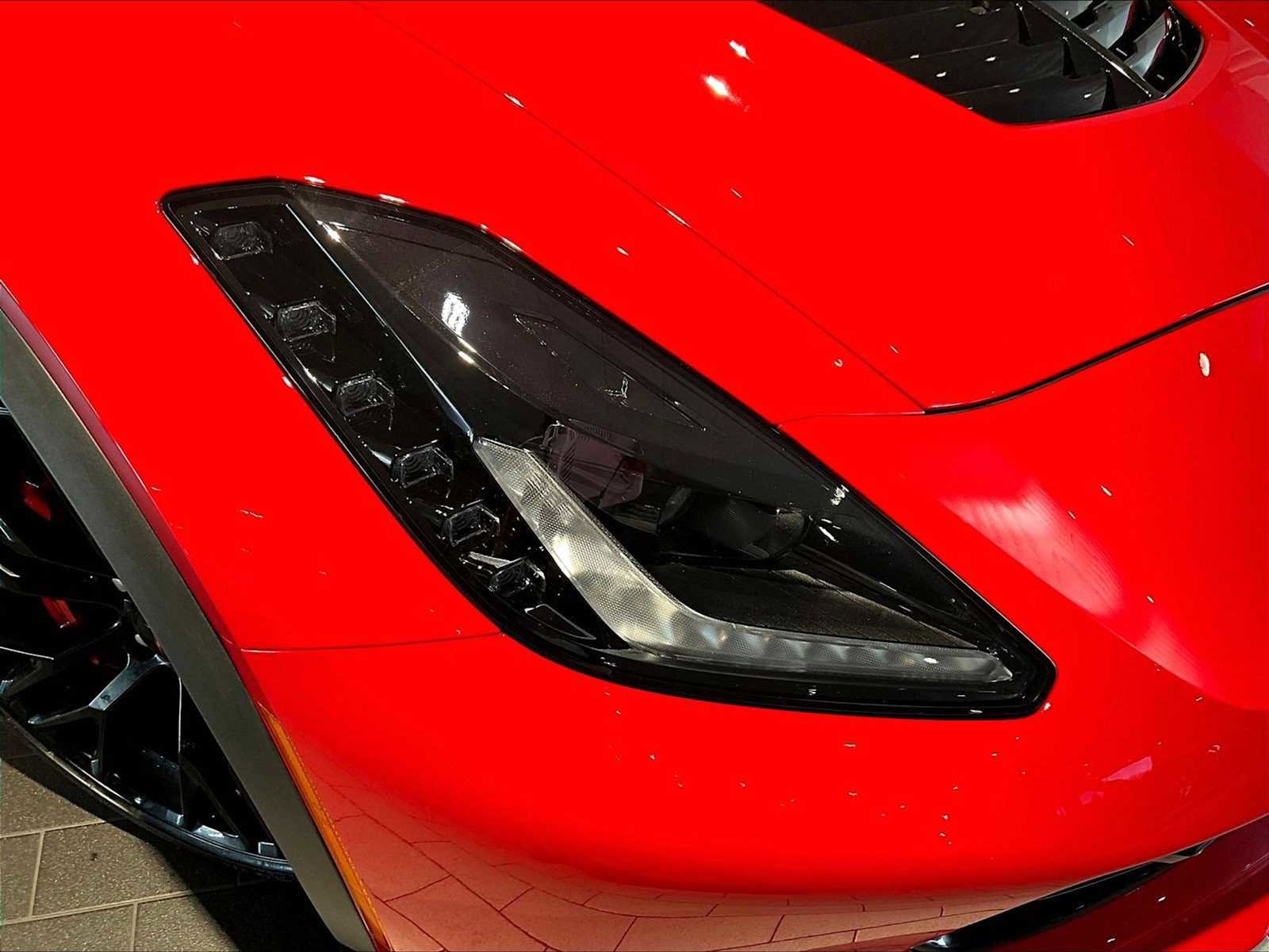 Used 2016 Chevrolet Corvette Z06 w/ 3LZ Preferred Equipment Group image 15