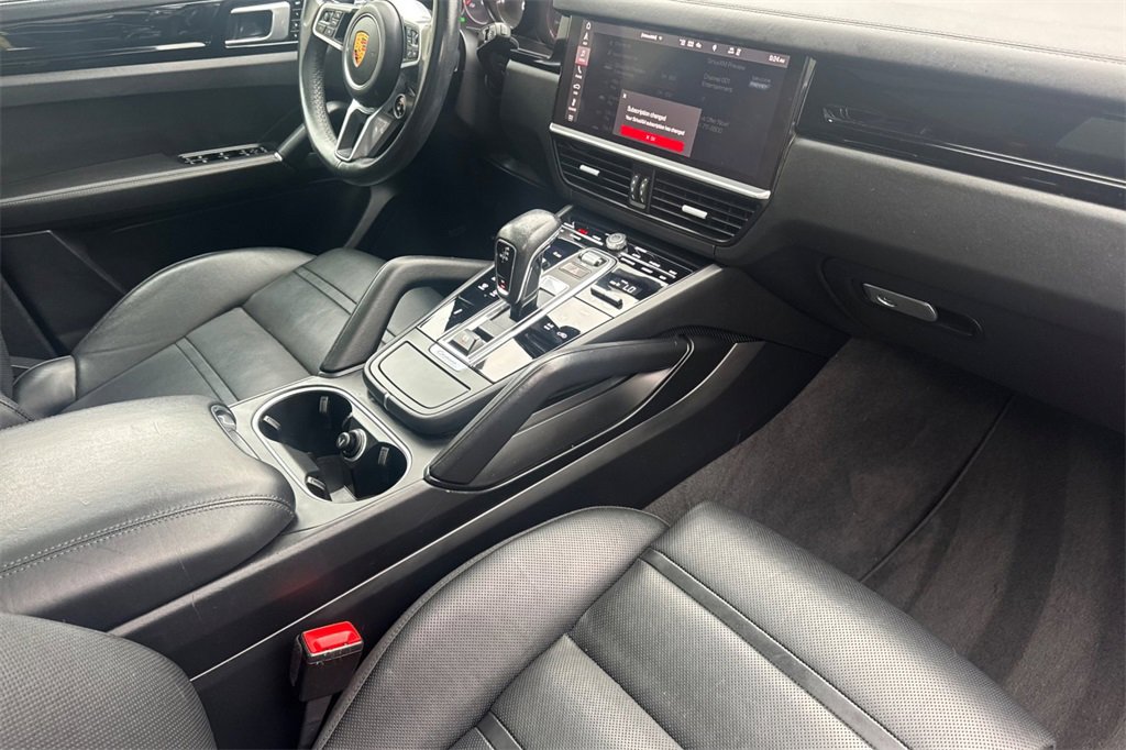 Used 2020 Porsche Cayenne S AWD/4WD image 18