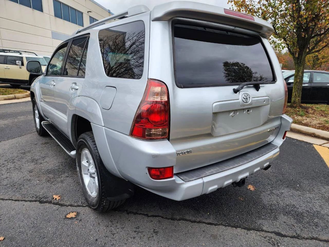Used 2004 Toyota 4Runner Limited image 10