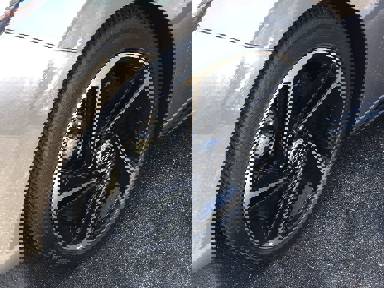 Used 2023 Hyundai Elantra N Line image 2