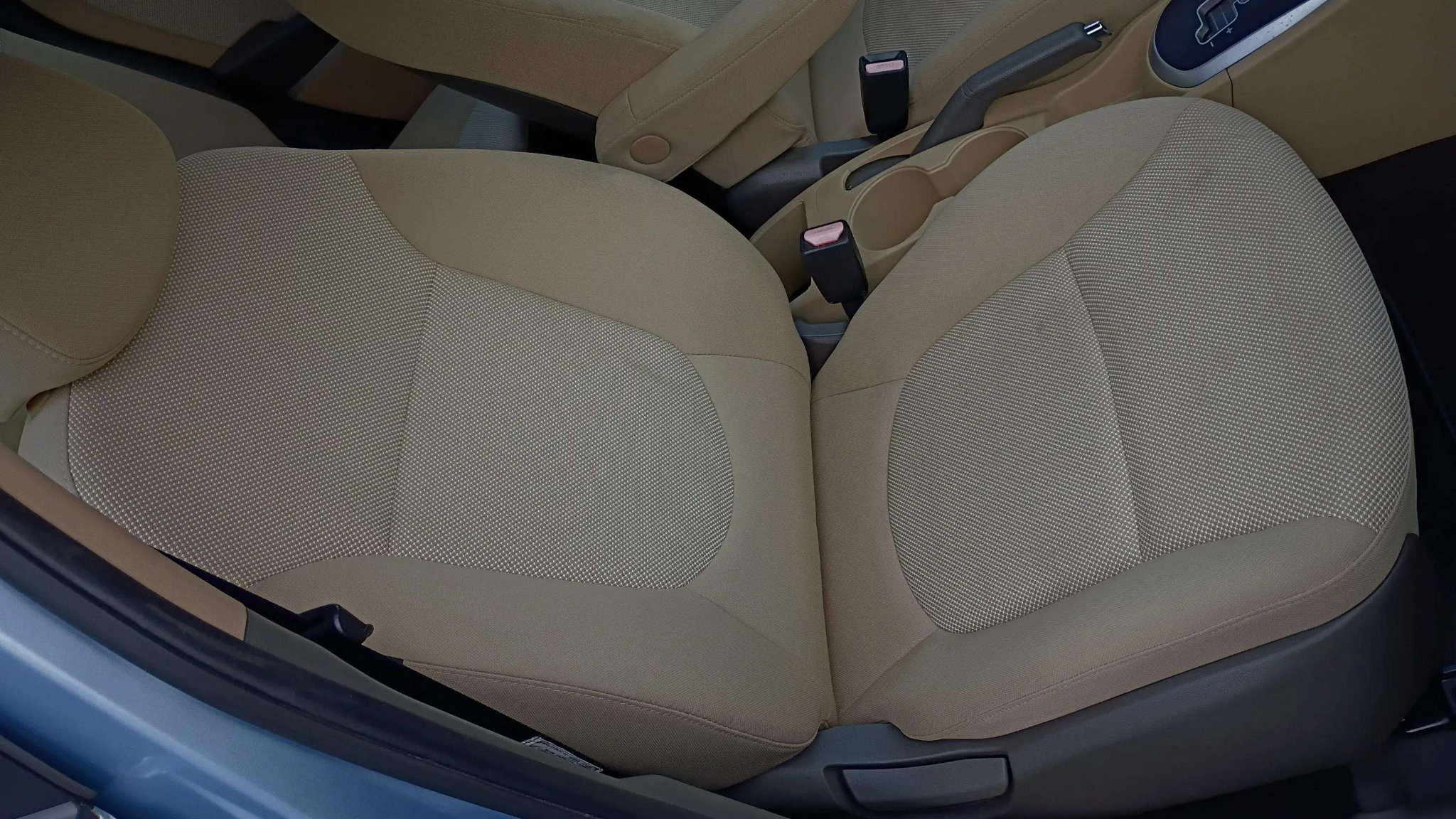 Used 2012 Hyundai Accent GLS image 12