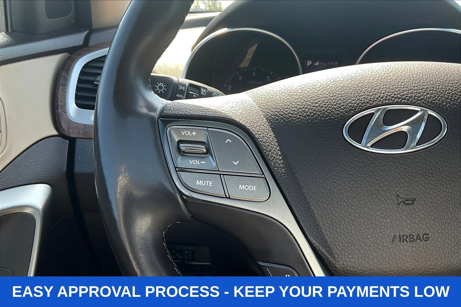 Used 2017 Hyundai Santa Fe SE w/ SE Ultimate Tech Package 03 image 15