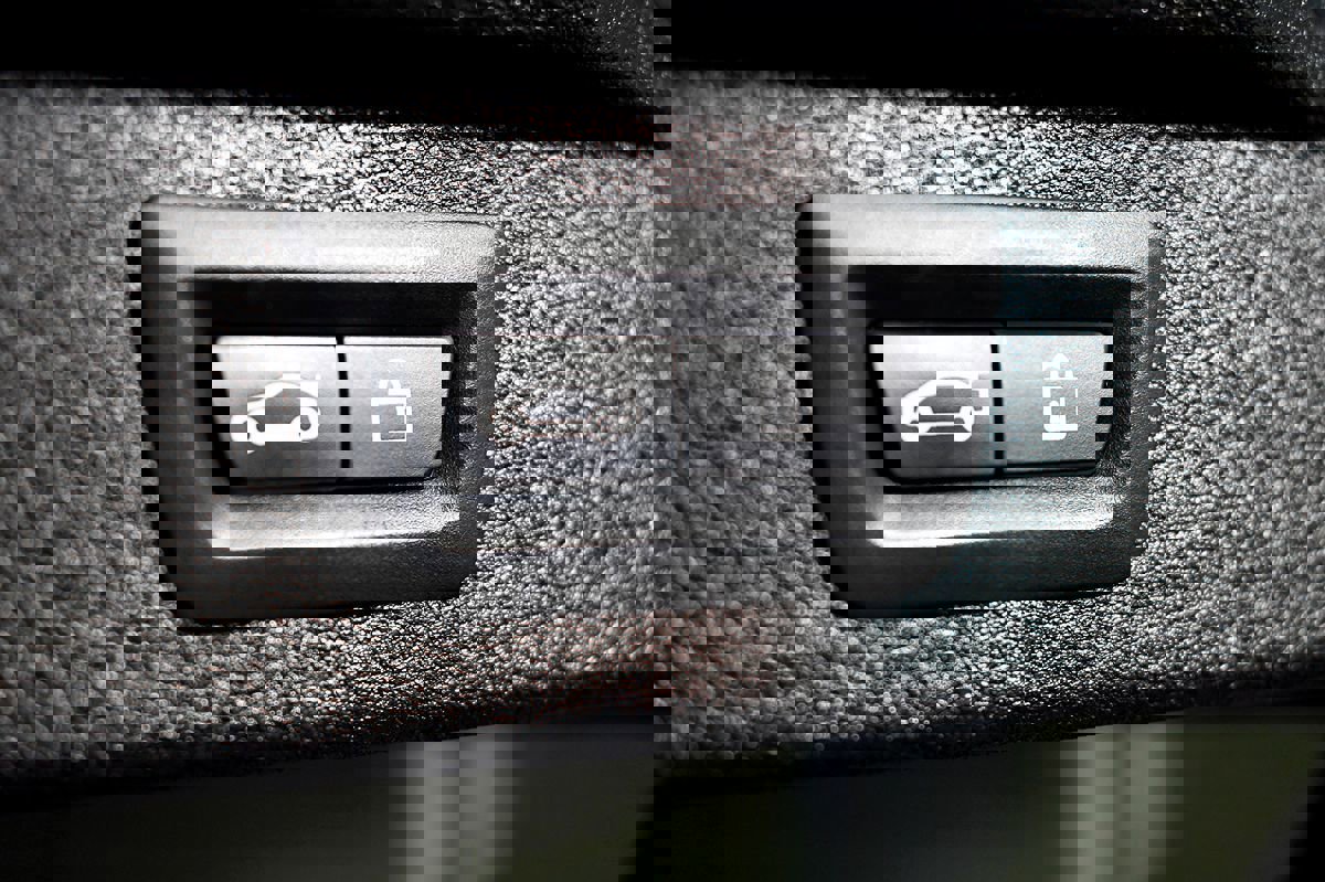 Used 2016 BMW X5 M image 55