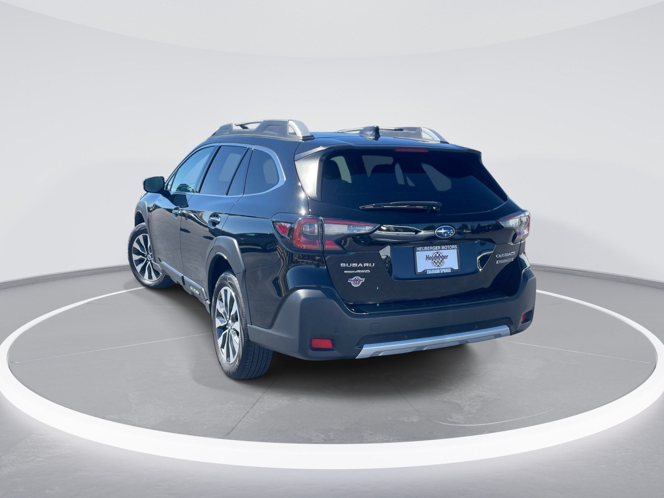 Used 2024 Subaru Outback Touring XT AWD/4WD image 7