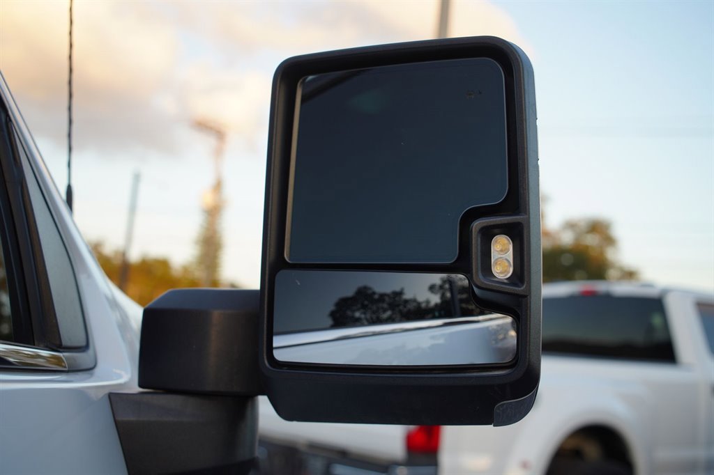 Used 2024 Chevrolet Silverado 3500 High Country w/ Technology Package image 42