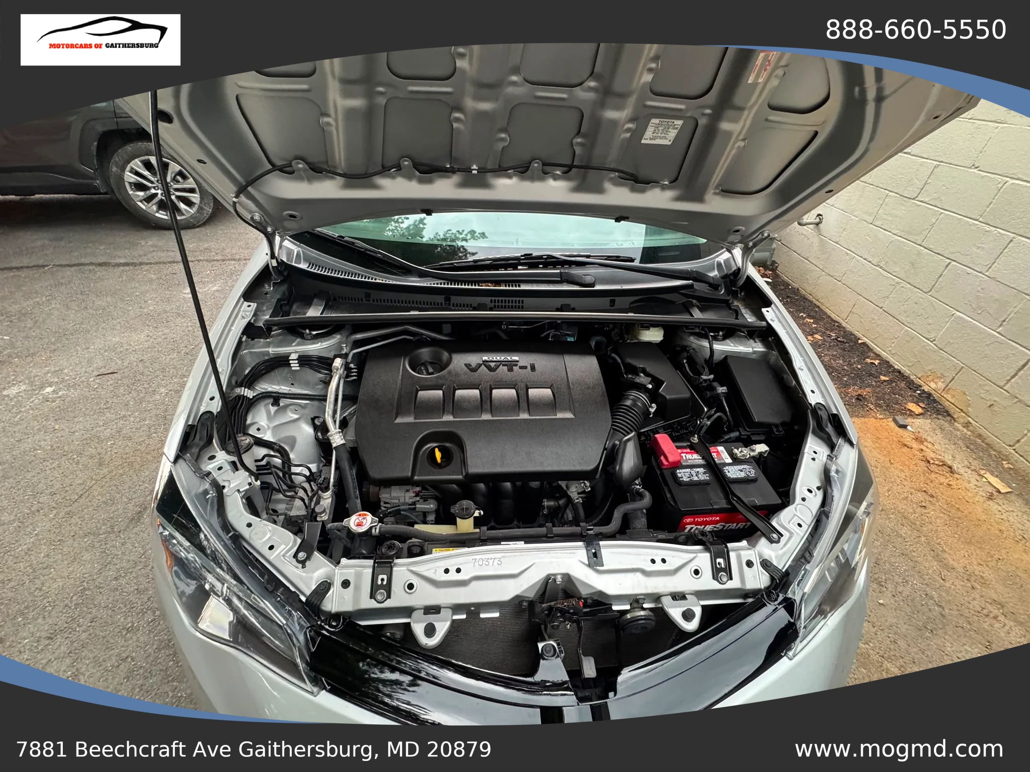 Used 2017 Toyota Corolla LE w/ Carpet Mat Package (TMS) FWD image 12