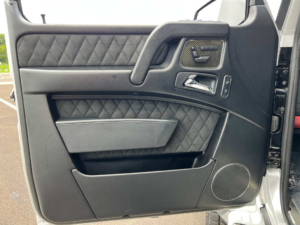 Used 2017 Mercedes-Benz G 550 Squared image 10