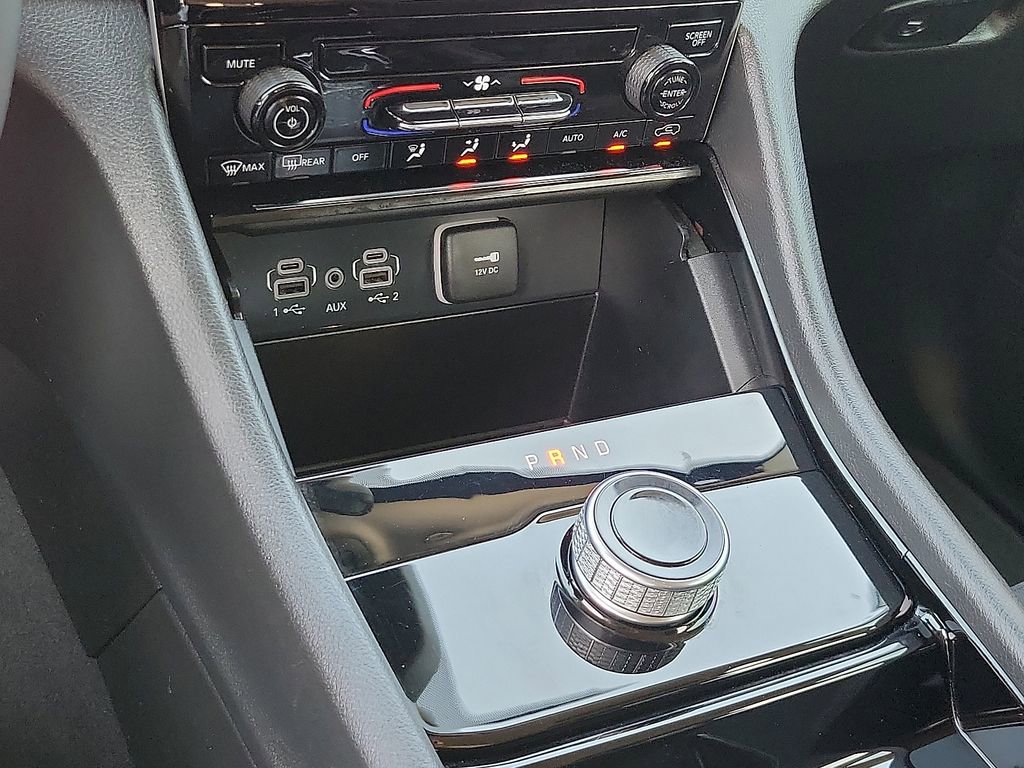 Used 2023 Jeep Grand Cherokee L Laredo image 18