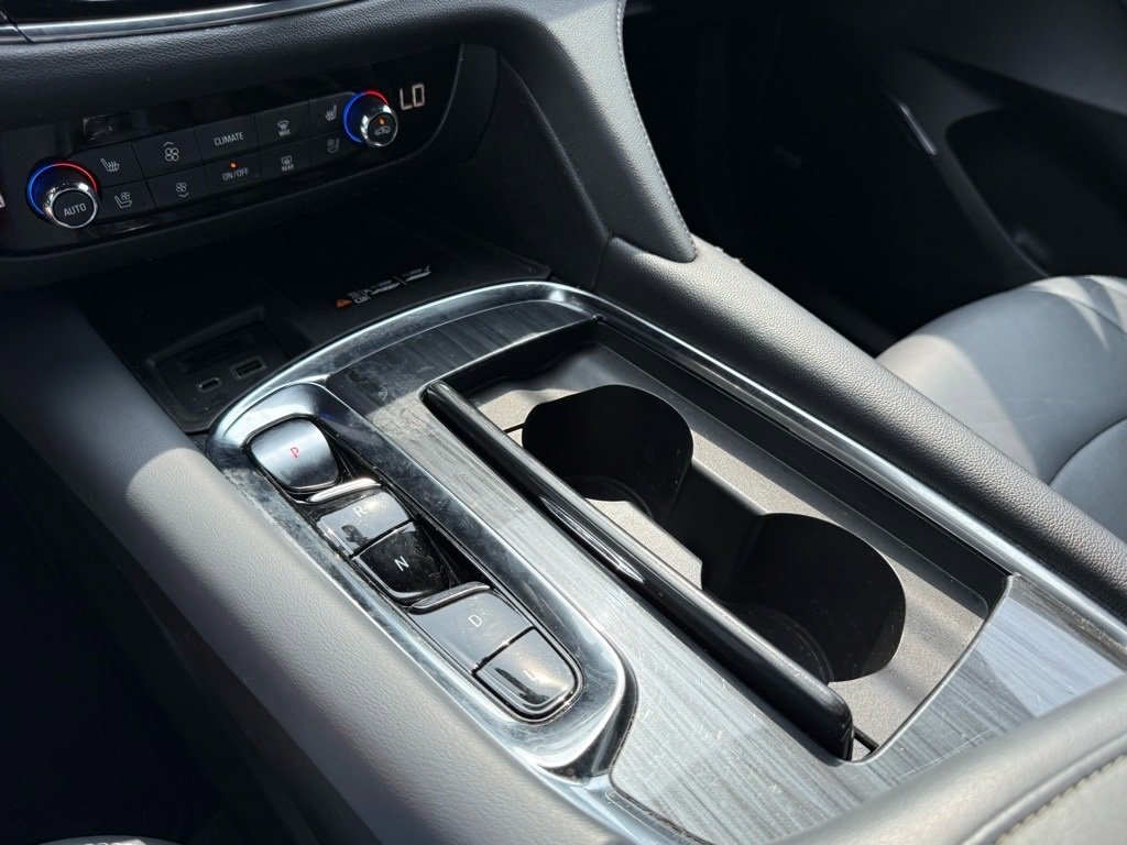 Used 2024 Buick Enclave Premium image 20