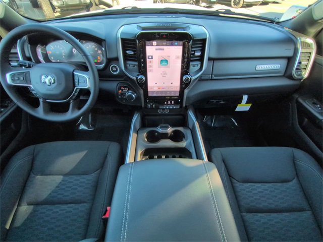 New 2026 RAM 1500 4x4 Crew Cab image 15