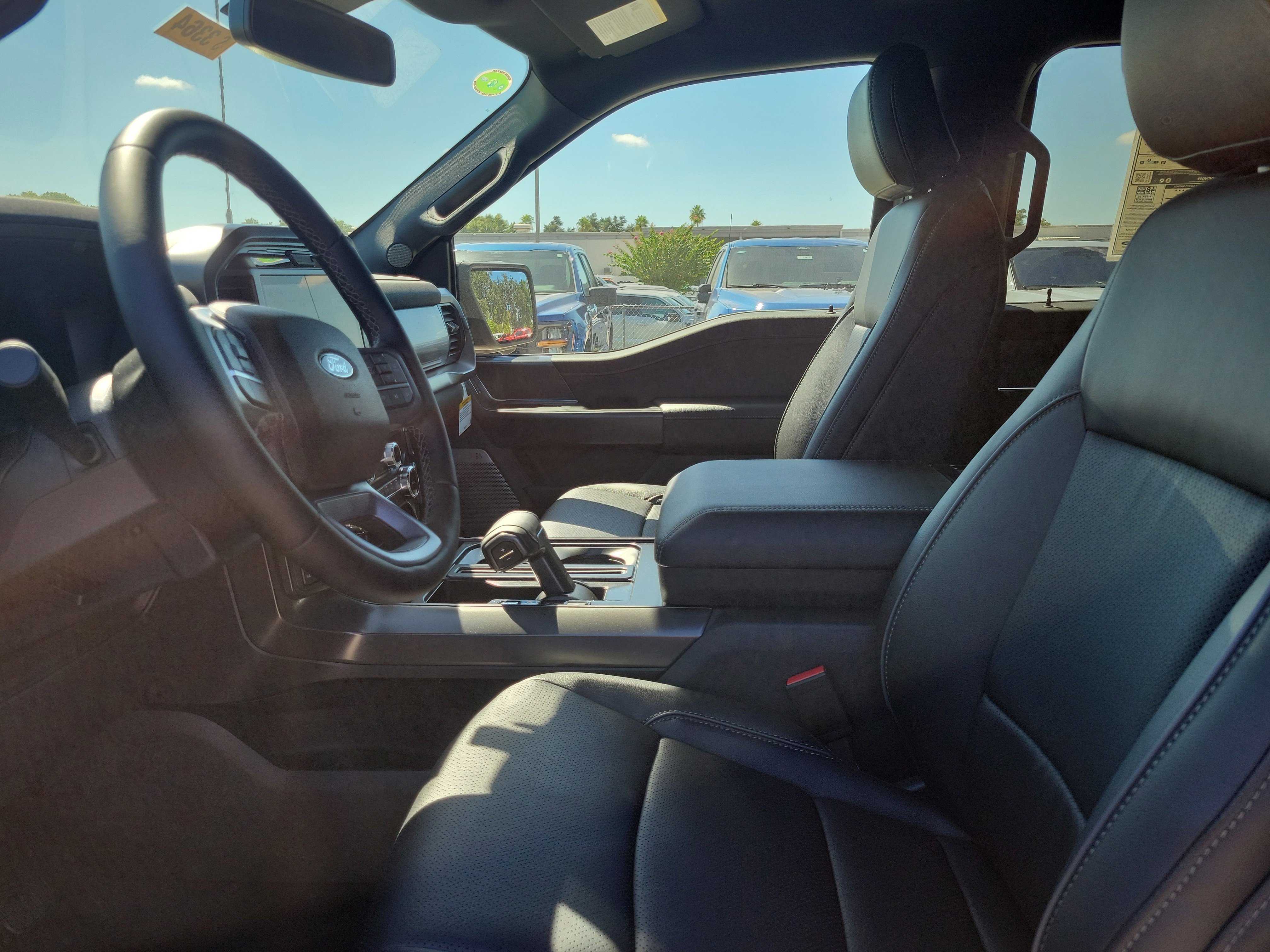 New 2025 Ford F150 Lariat w/ Equipment Group 501A Mid image 18