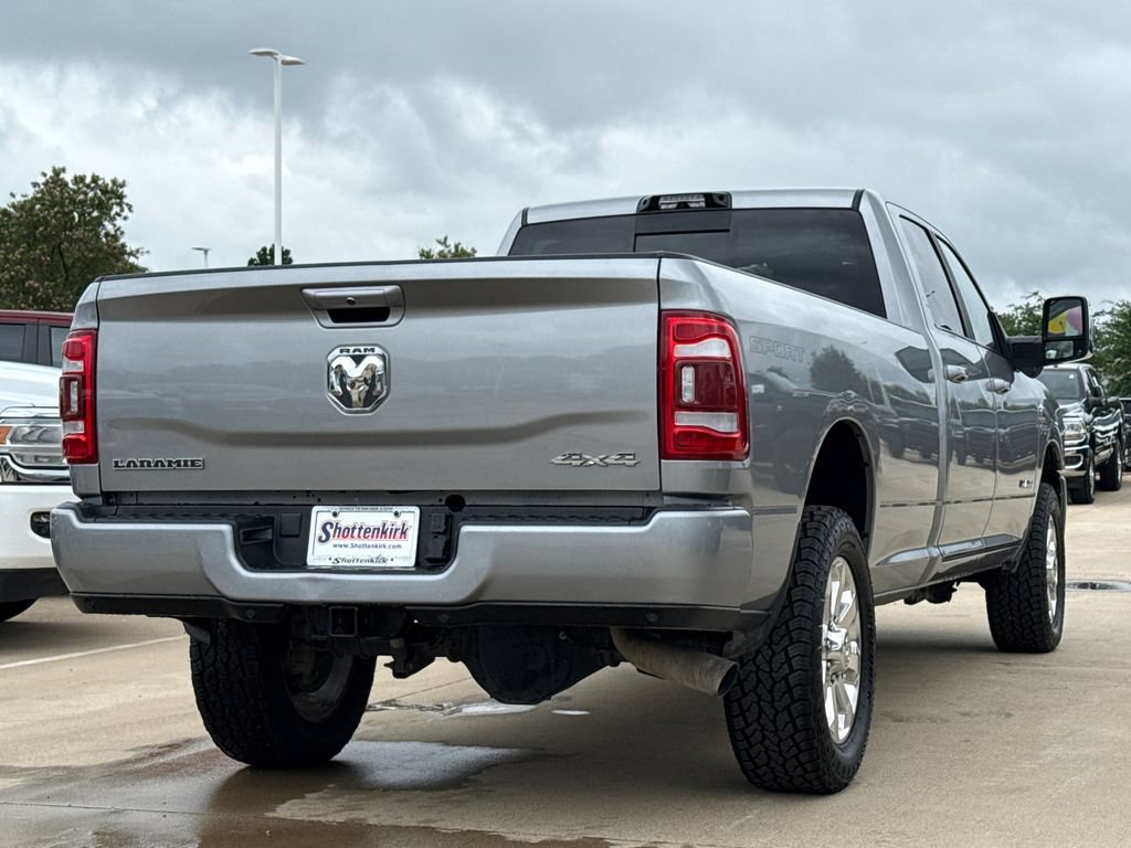 Used 2024 RAM 3500 Laramie w/ Sport Appearance Package AWD/4WD image 9