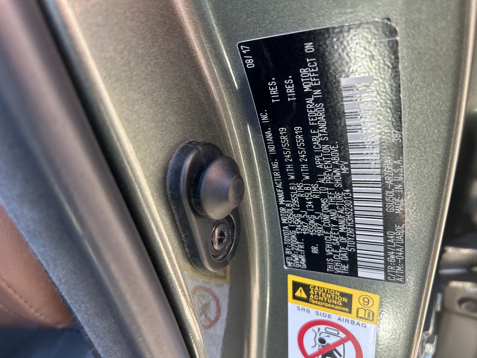 Used 2017 Toyota Highlander Limited FWD image 36