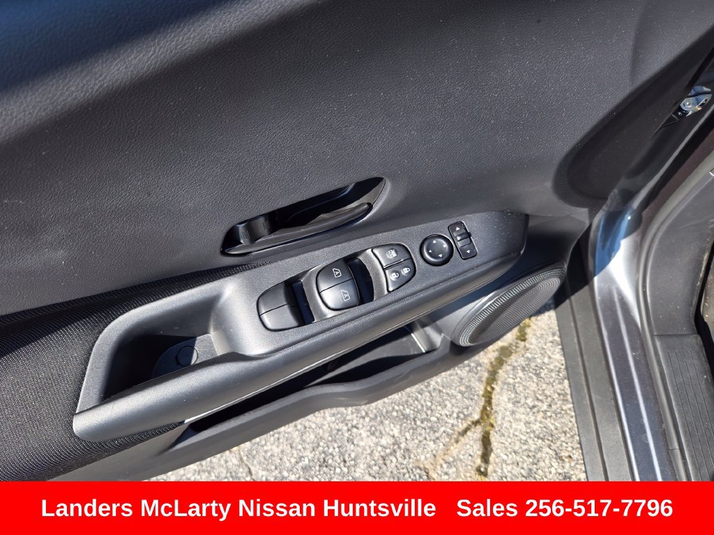 Used 2025 Nissan Kicks Play S FWD image 20