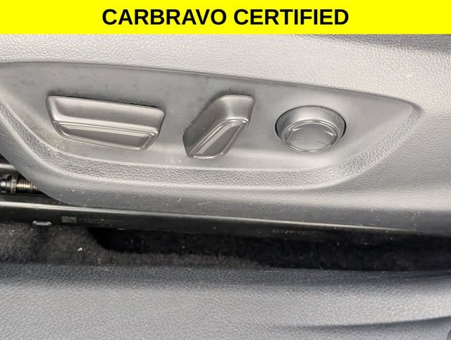 Used 2019 Toyota Camry SE FWD image 13