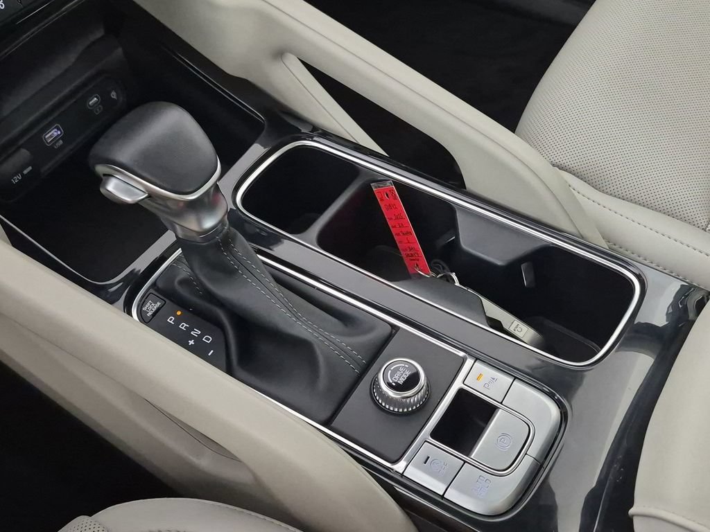 Used 2025 Kia Telluride S FWD image 28