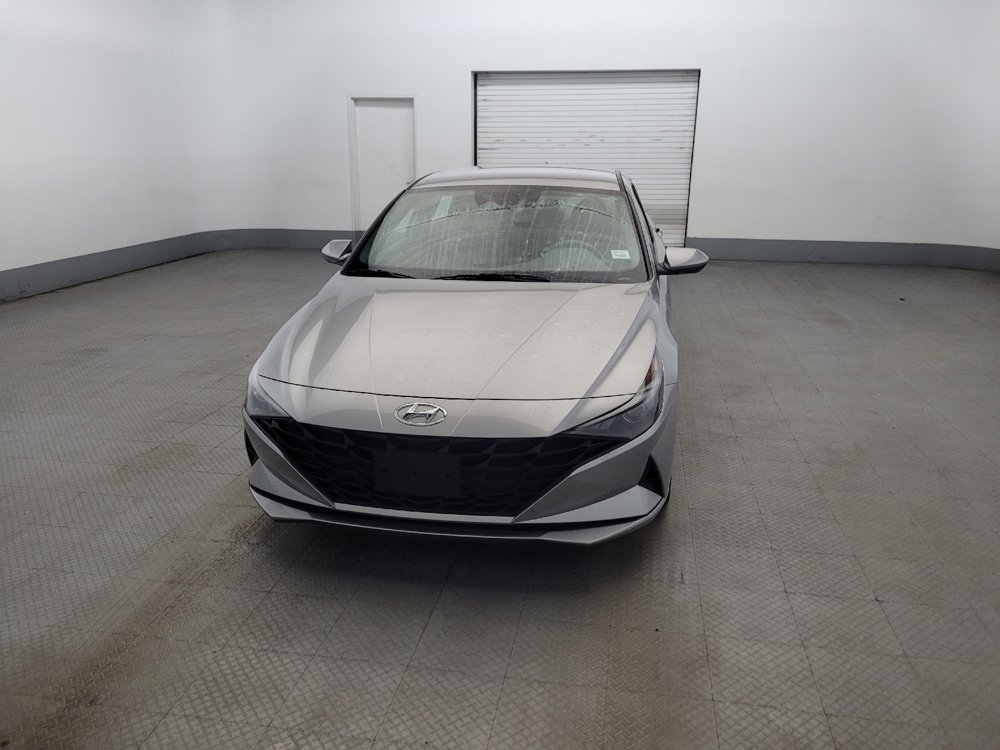 Used 2022 Hyundai Elantra SEL FWD image 15