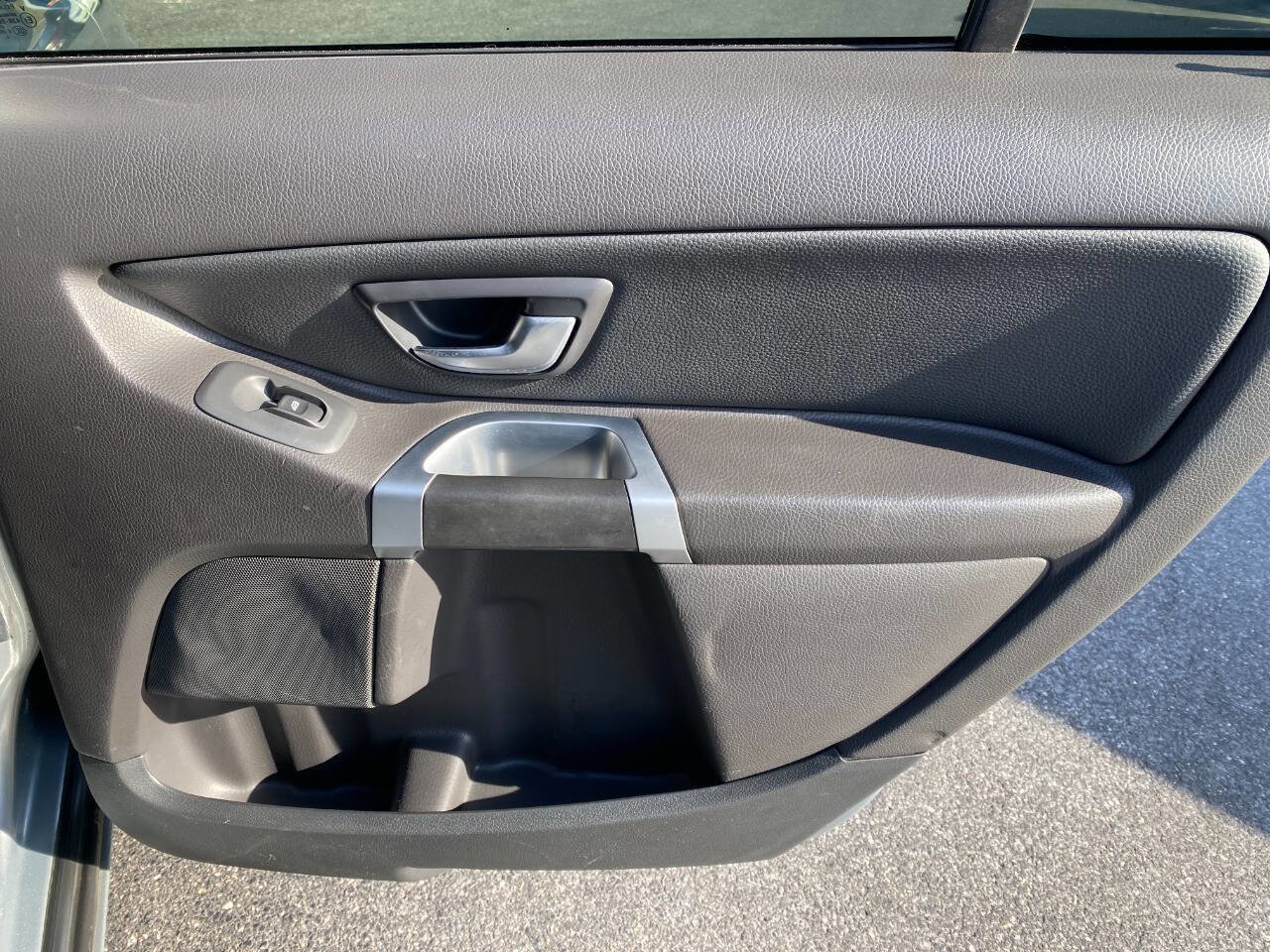 Used 2013 Volvo XC90 3.2 image 32