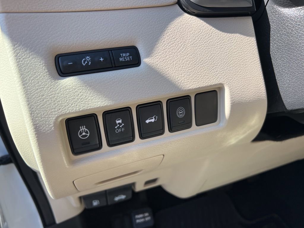 Used 2023 Nissan Murano SL w/ SL Moonroof Package image 32