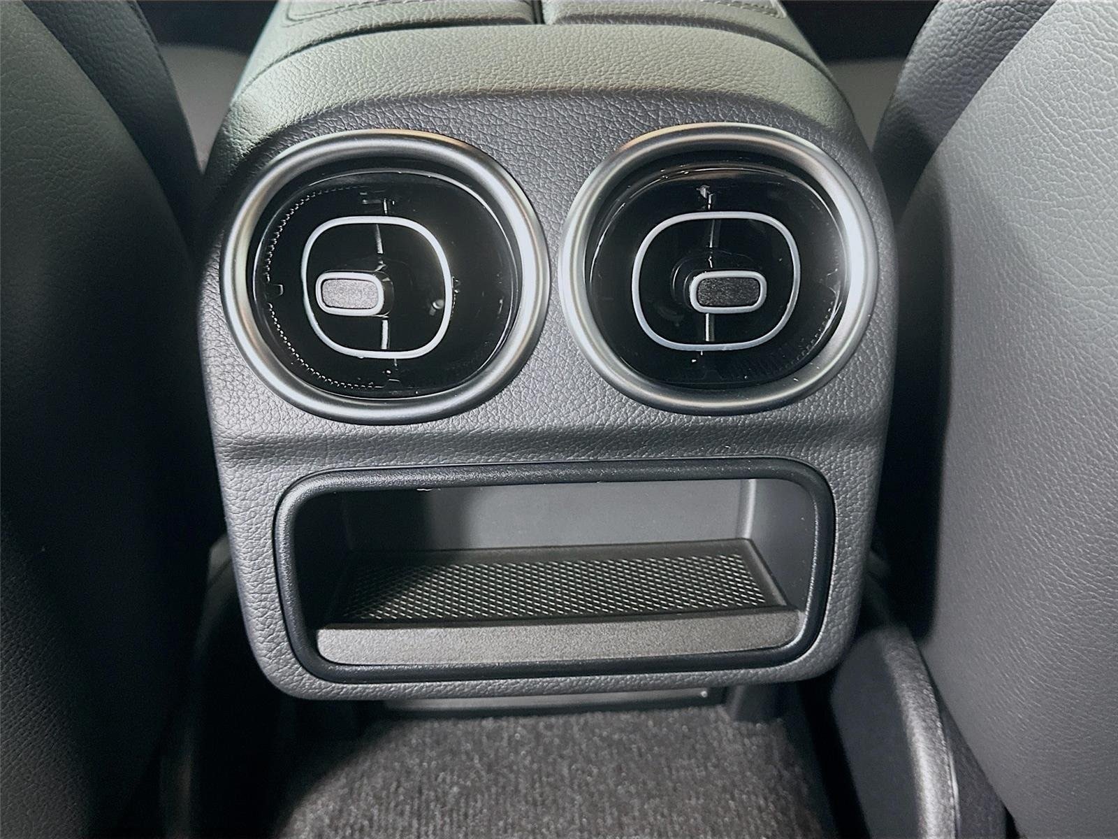 Used 2026 Mercedes-Benz C 300 4MATIC Sedan image 32