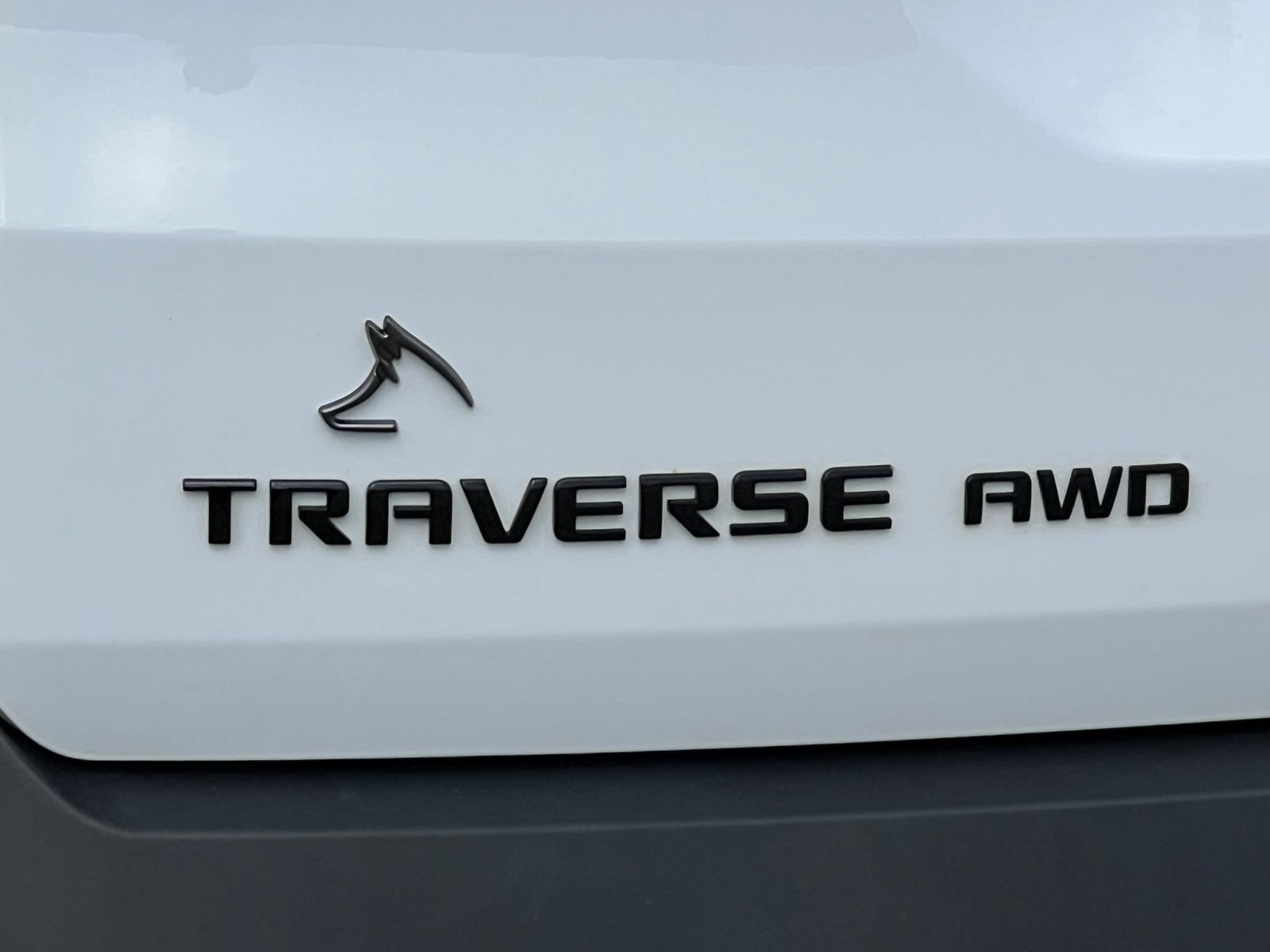 Certified 2023 Chevrolet Traverse LT w/ Midnight/Sport Edition AWD/4WD image 2