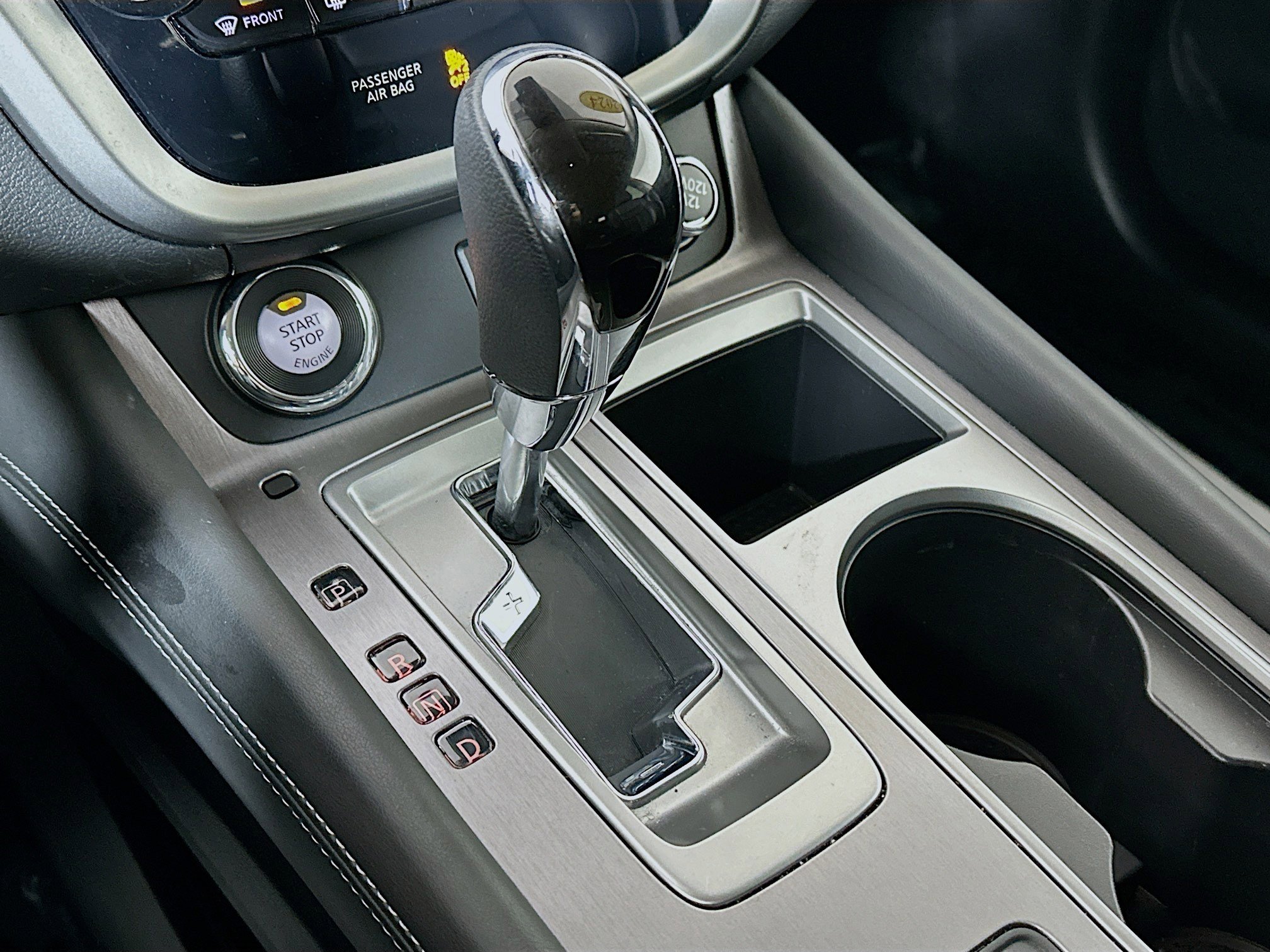 Used 2024 Nissan Murano SV w/ SV Midnight Edition Package image 16