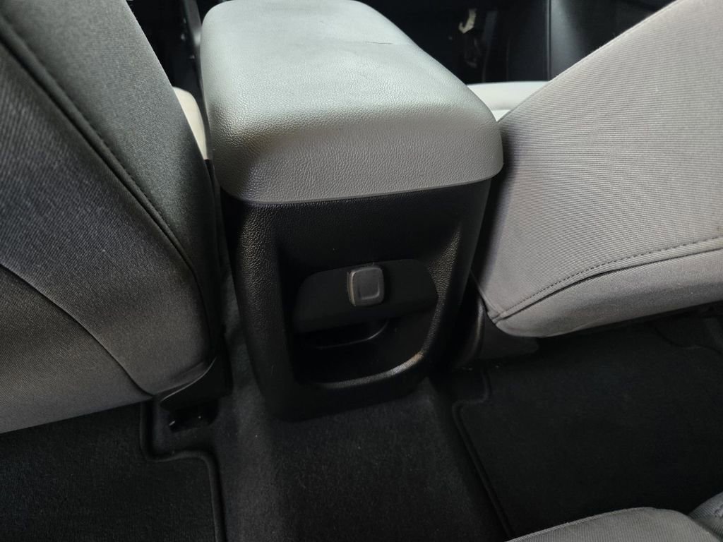 Used 2020 Chevrolet Colorado W/T w/ Custom Special Edition image 13